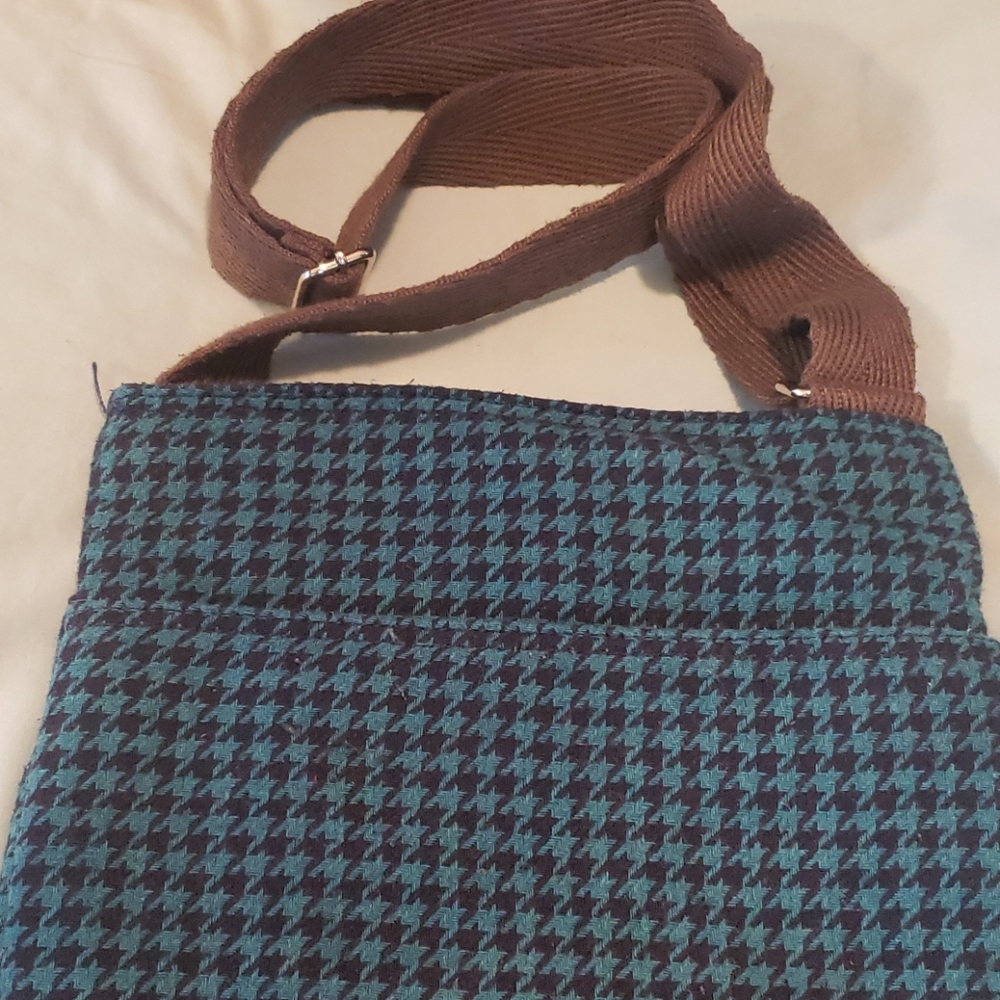 Houndstooth Adjustable Strap Crossbody - image 3